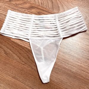 VS High-Waist Thong